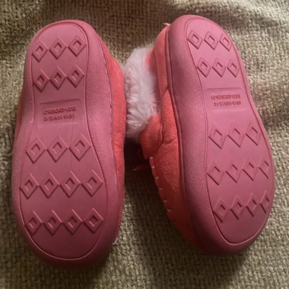 MERRIMACK‎ GIRLS MOCCASIN SLIPPERS NWT SIZE US 13-1